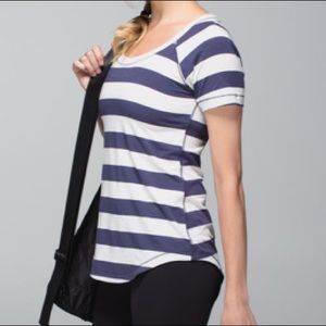 Lululemon Dhyana size 8